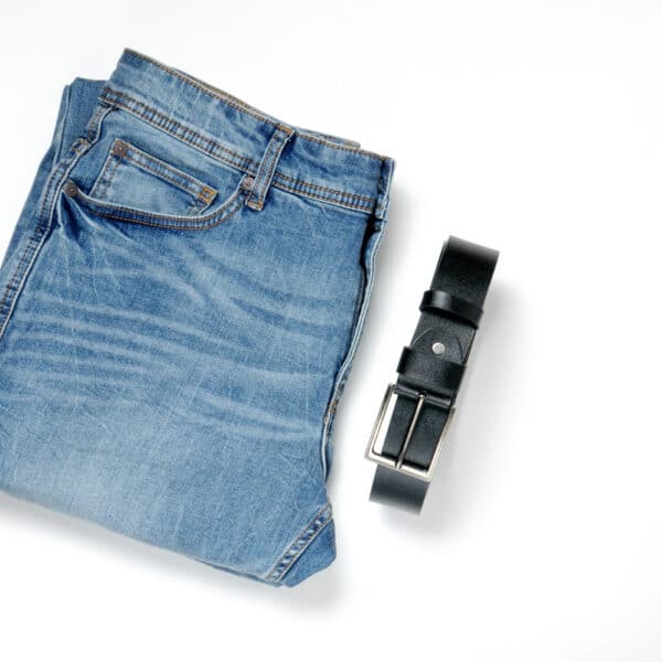 Calça Jeans Masculina: Conforto, Estilo e Versatilidade